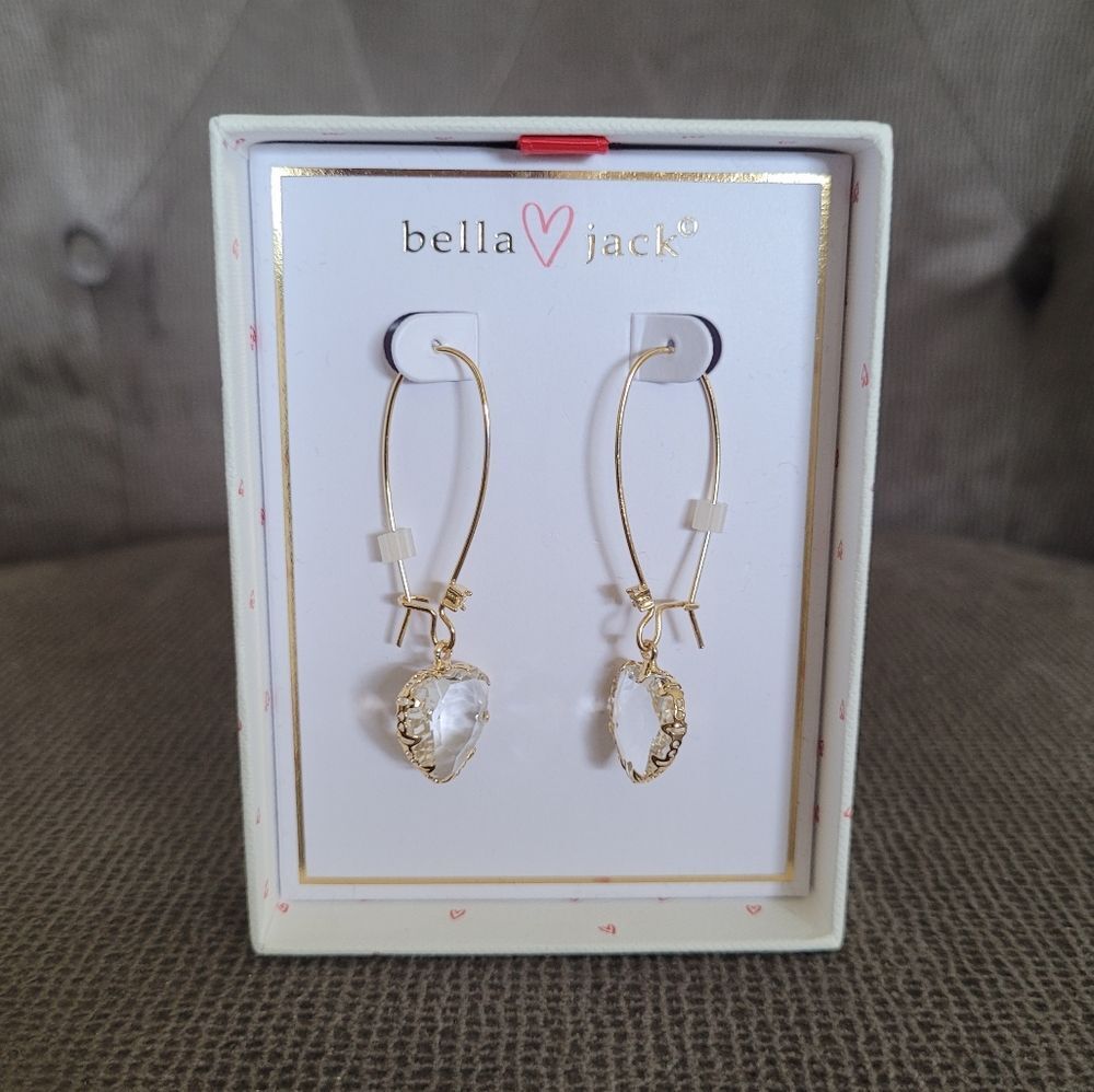 bella jack Crystal💎 Heart♥️ Drop Earrings - Picture 14 of 16
